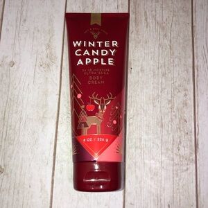 BATH BODY WORKS Winter Candy Apple Ultra Lotion